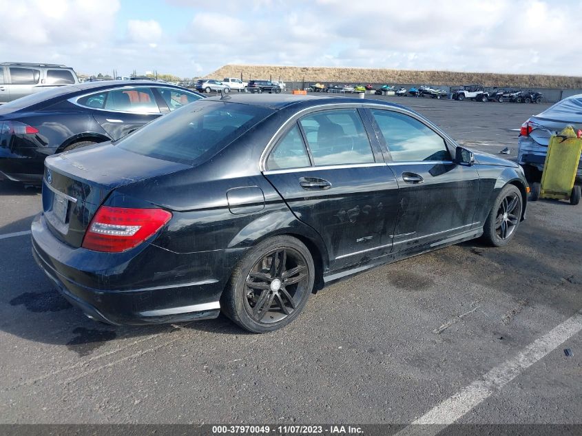 2014 MERCEDES-BENZ C 250 WDDGF4HB9EA946339