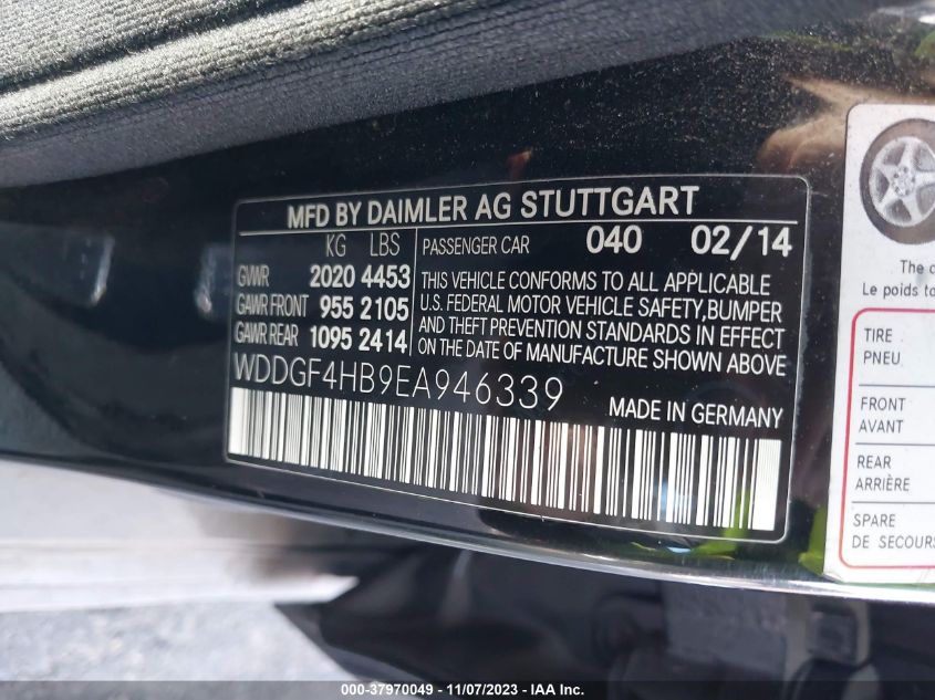 2014 MERCEDES-BENZ C 250 WDDGF4HB9EA946339