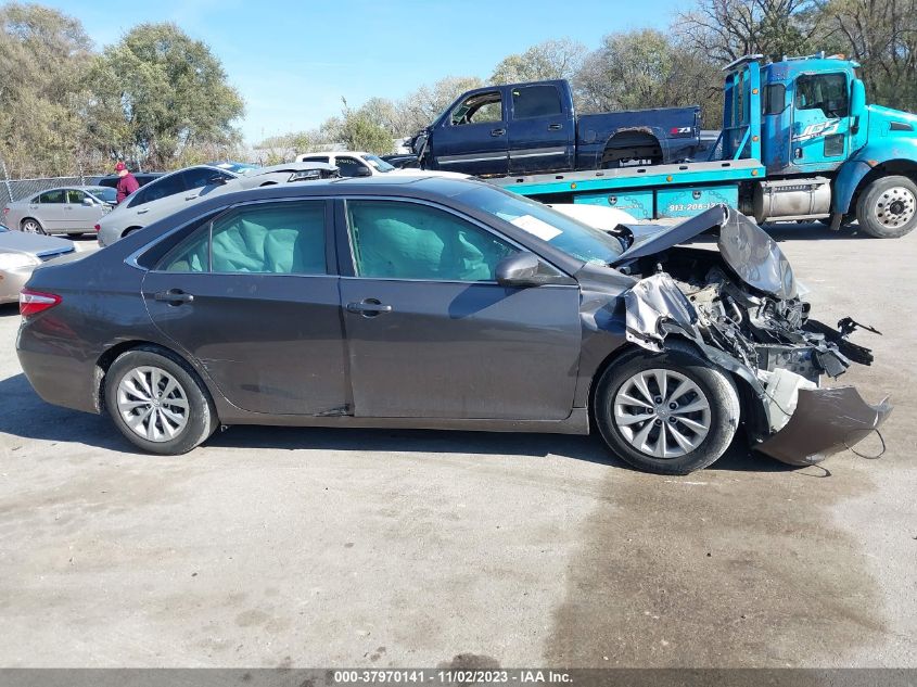 2015 TOYOTA CAMRY LE - 424BF1FK5FR502897