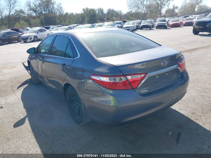 2015 TOYOTA CAMRY LE - 424BF1FK5FR502897