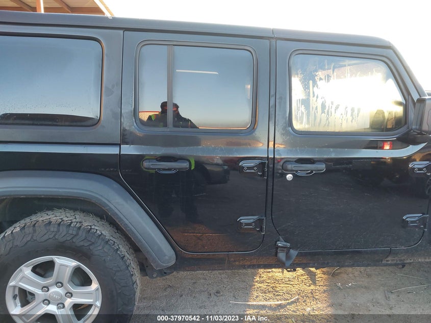 VIN 1C4HJXDG3LW200744 2020 JEEP WRANGLER UNLIMITED SPORT