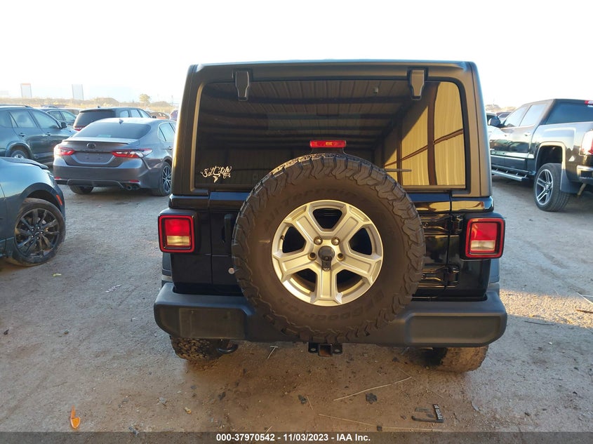VIN 1C4HJXDG3LW200744 2020 JEEP WRANGLER UNLIMITED SPORT