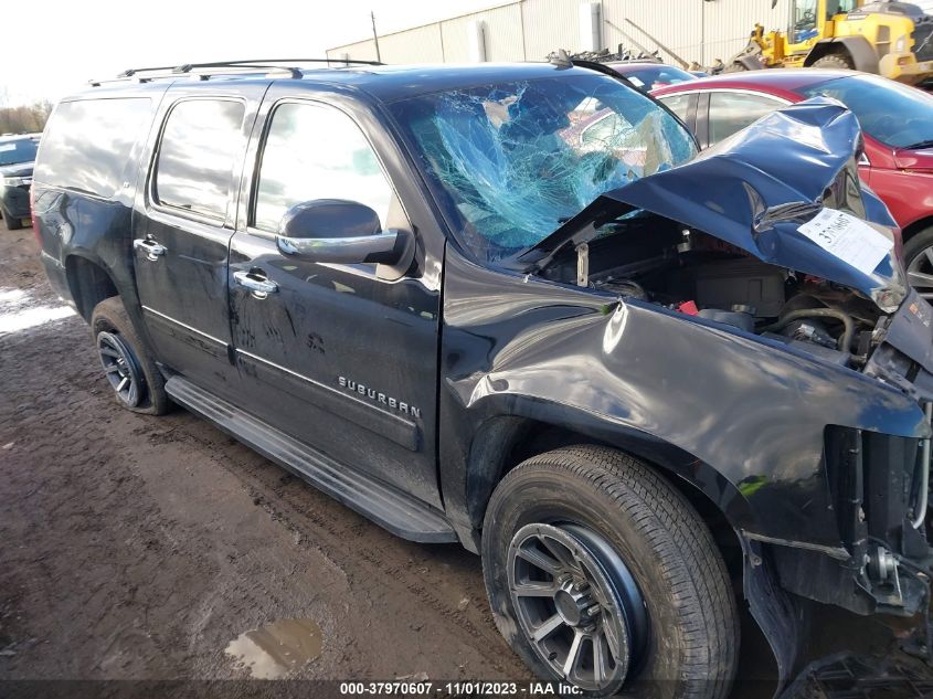 2013 CHEVROLET SUBURBAN 1500 LT 1GNSKJE78DR373102
