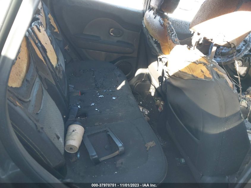 2015 KIA SOUL + - KNDJP3A59F7148854