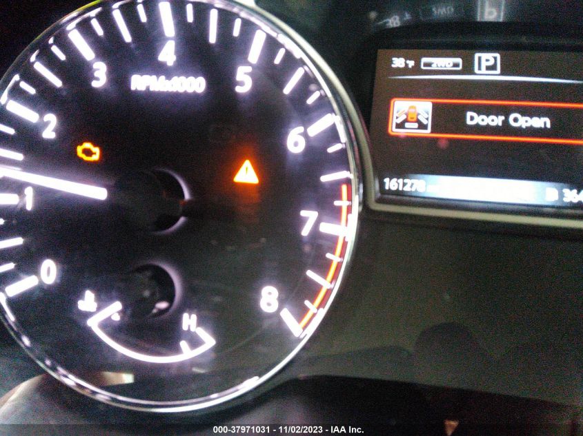 2018 NISSAN PATHFINDER SL - 5N1DR2MM8JC651274