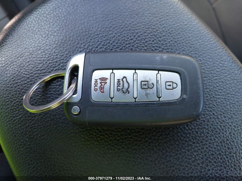 2013 HYUNDAI ELANTRA LIMITED PZEV - 5NPDH4AE0DH401827
