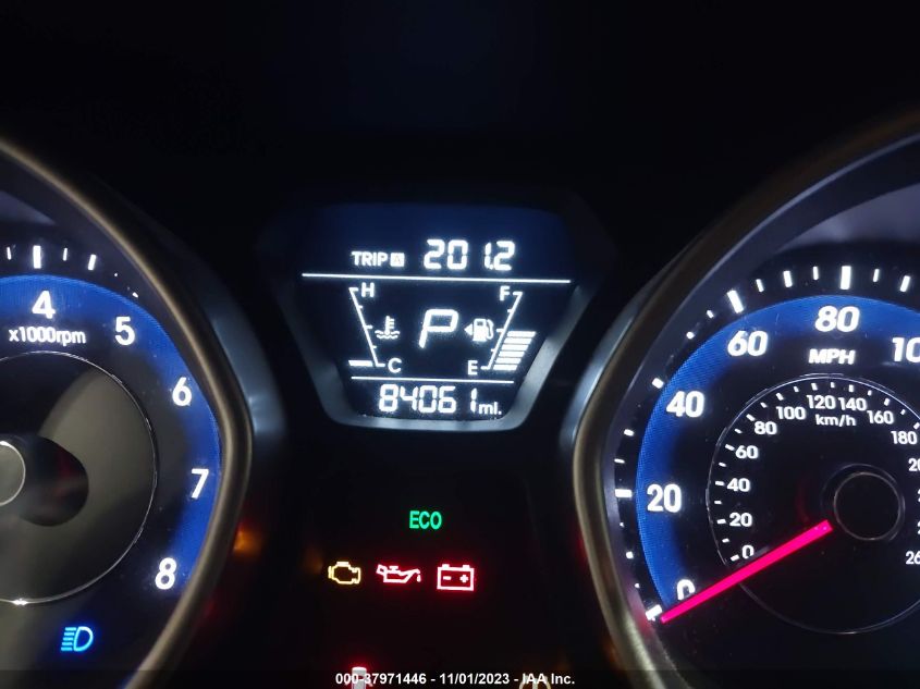 2015 HYUNDAI ELANTRA SE - 5NPDH4AE6FH636817