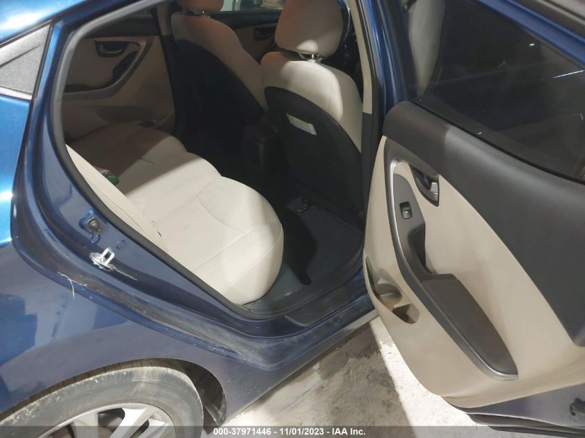 2015 HYUNDAI ELANTRA SE - 5NPDH4AE6FH636817