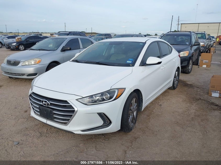 VIN 5NPD84LF4HH040789 2017 HYUNDAI ELANTRA SE