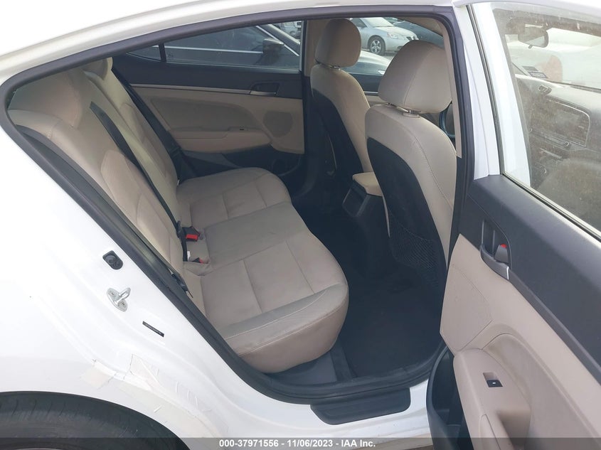 VIN 5NPD84LF4HH040789 2017 HYUNDAI ELANTRA SE