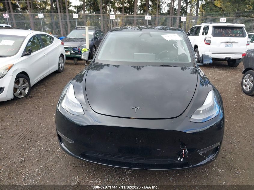 7SAYGDEF2PF798132 Tesla Model Y PERFORMANCE 12