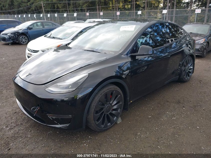 7SAYGDEF2PF798132 Tesla Model Y PERFORMANCE 2