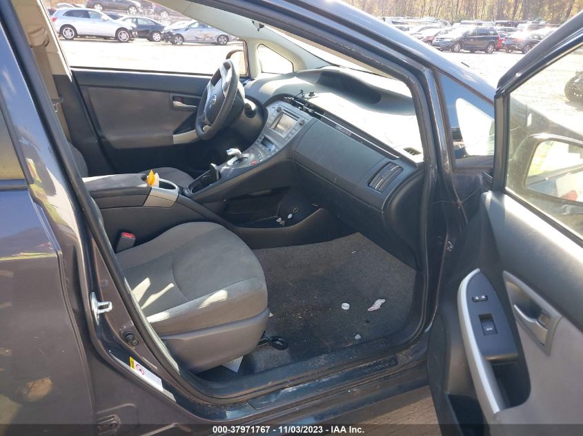 2014 TOYOTA PRIUS TWO - JTDKN3DU5E1765103