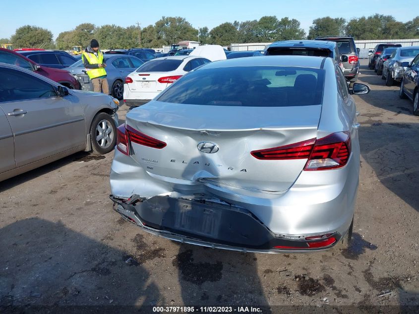 2019 HYUNDAI ELANTRA SE - 5NPD74LF3KH431782