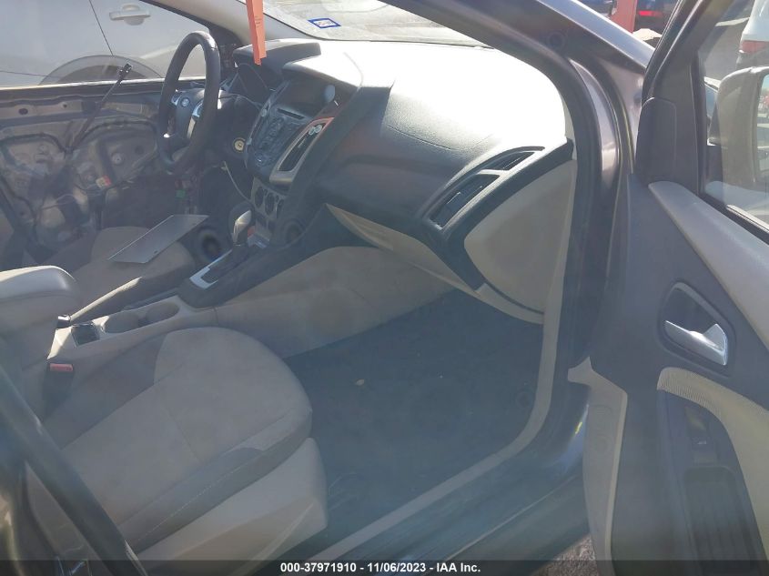 2014 FORD FOCUS SE - 1FADP3F22EL430017