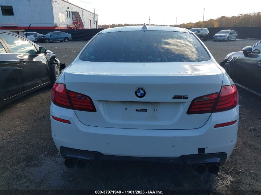 2013 BMW M5 WBSFV9C50DC774169