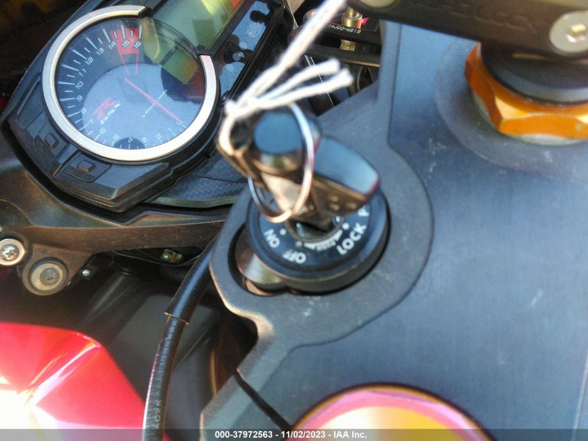 2014 SUZUKI GSX-R750 - JS1GR7MA3E2102429