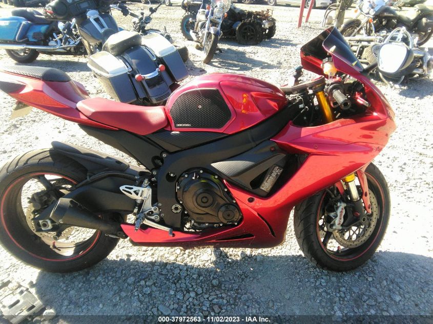 2014 SUZUKI GSX-R750 - JS1GR7MA3E2102429