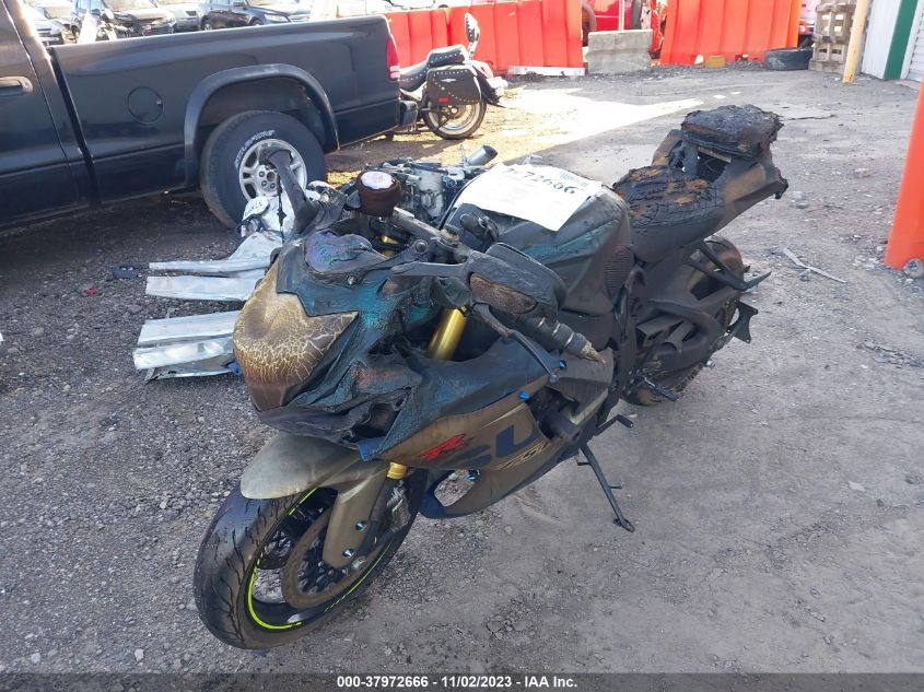 2021 SUZUKI GSX-R750 - JS1GR7MA2M7100219