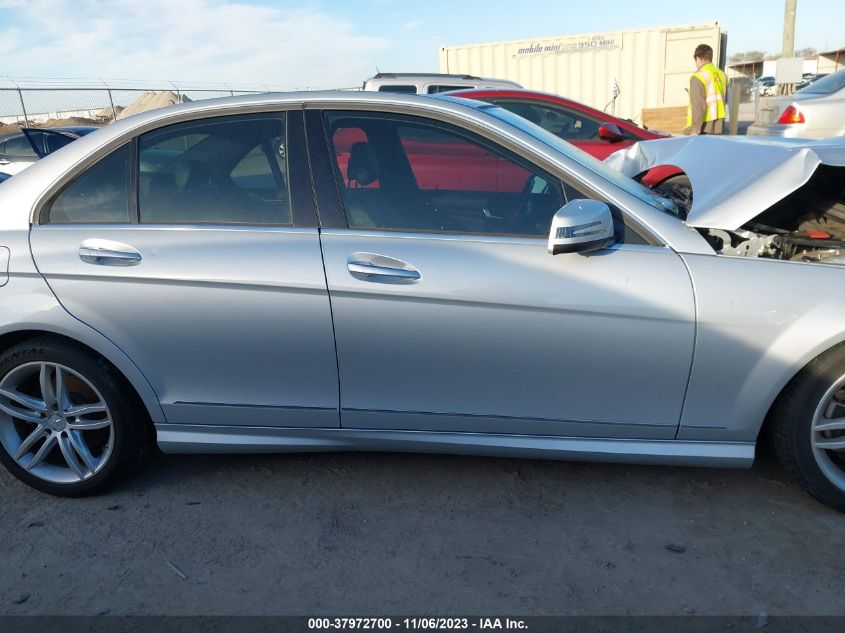 2014 MERCEDES-BENZ C 250 SPORT/LUXURY WDDGF4HB4ER320232