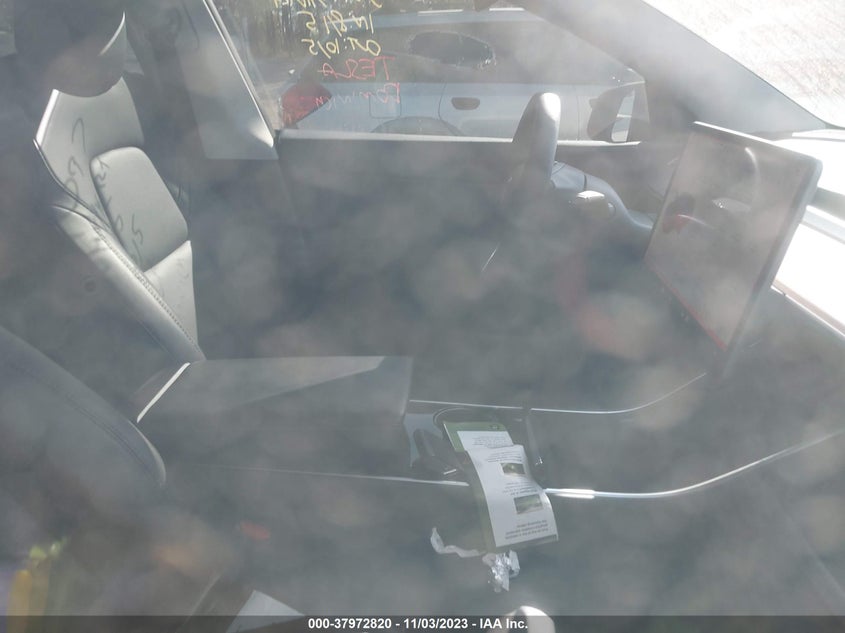 VIN 5YJYGDEE9LF050640 2020 TESLA MODEL Y