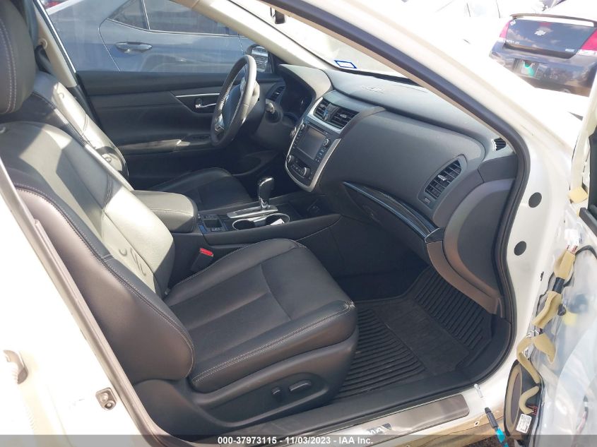 2017 NISSAN ALTIMA 2.5/S/SV/SL/SR - 1N4AL3AP8HC263104