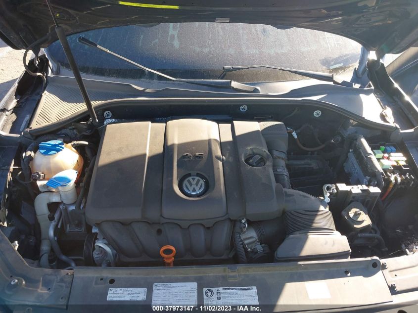 2013 VOLKSWAGEN PASSAT S - 1VWAP7A35DC103191