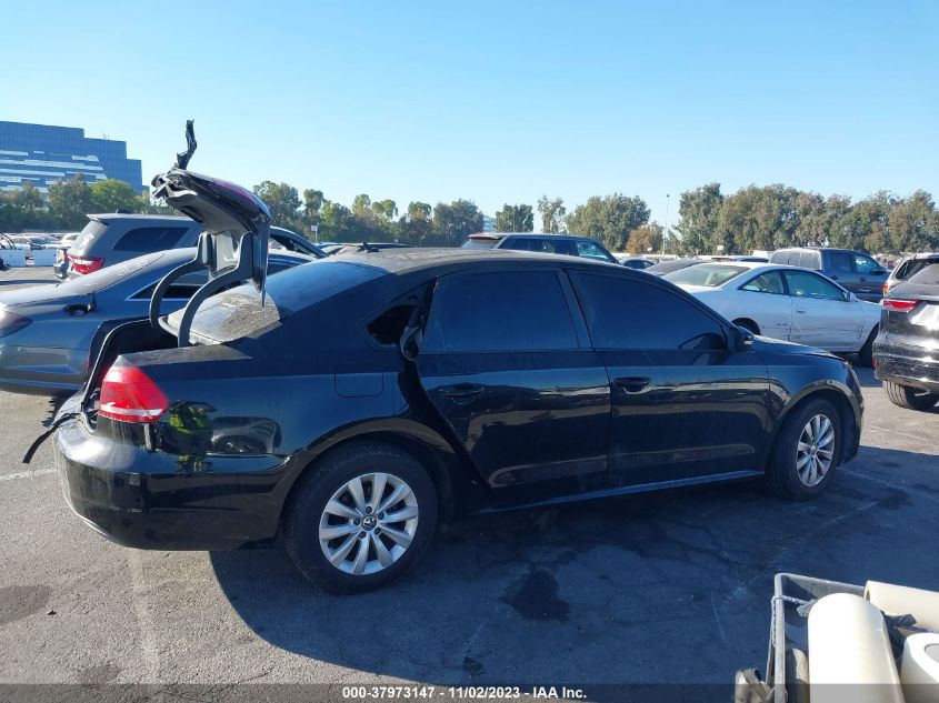 2013 VOLKSWAGEN PASSAT S - 1VWAP7A35DC103191