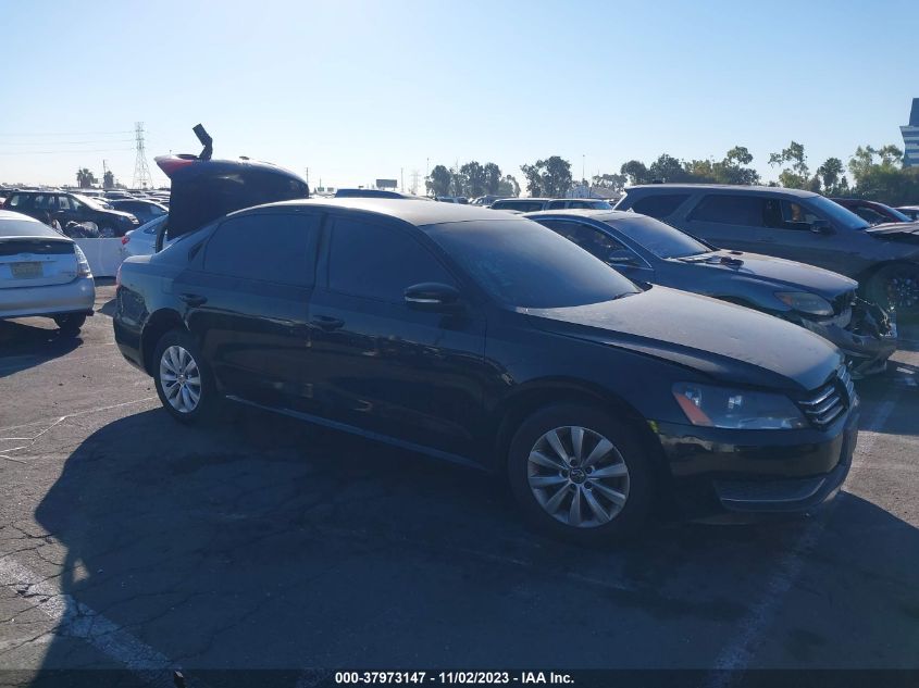 2013 VOLKSWAGEN PASSAT S - 1VWAP7A35DC103191