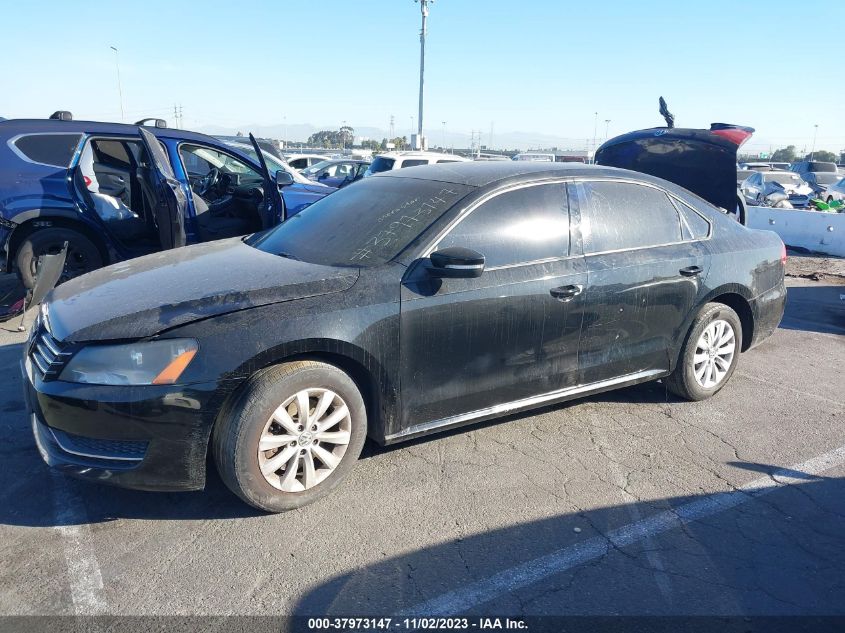2013 VOLKSWAGEN PASSAT S - 1VWAP7A35DC103191