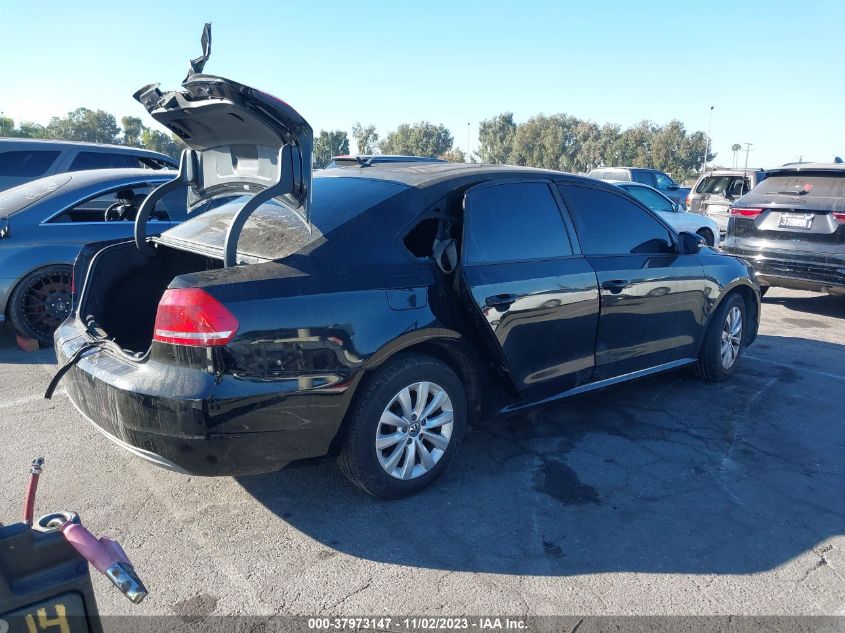 2013 VOLKSWAGEN PASSAT S - 1VWAP7A35DC103191