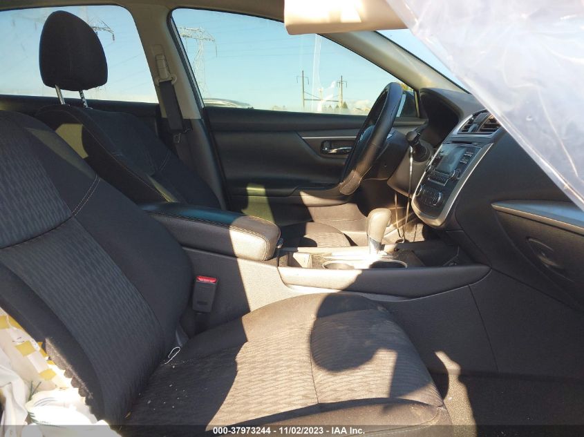 2017 NISSAN ALTIMA 2.5/S/SV/SL/SR - 1N4AL3AP4HC258935
