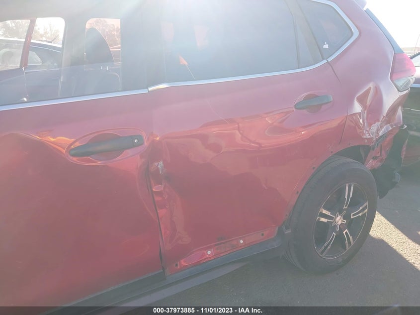 VIN JN8AT2MT7HW393889 2017 NISSAN ROGUE S