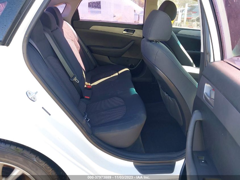2019 HYUNDAI SONATA SE - 5NPE24AF5KH748002
