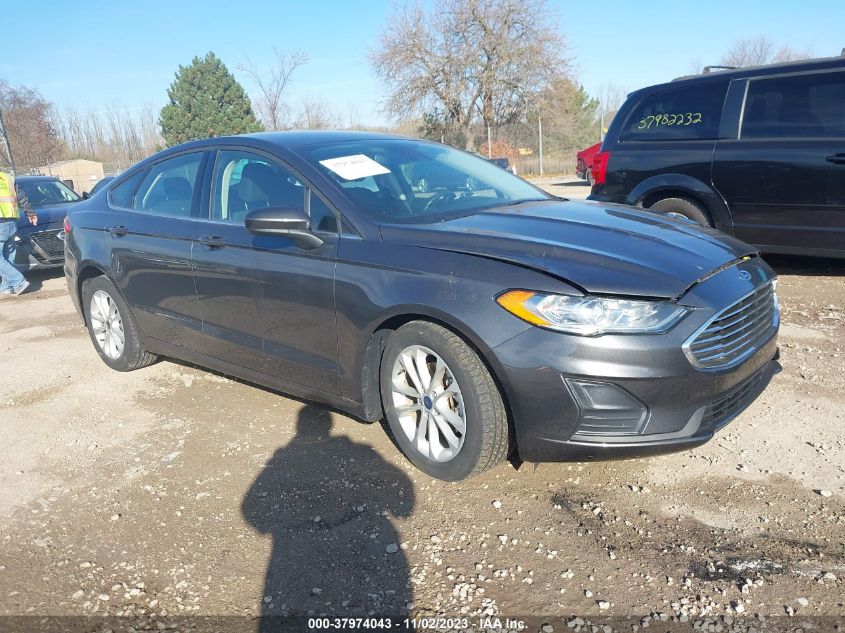 3FA6P0HD8LR253039 Ford Fusion SE