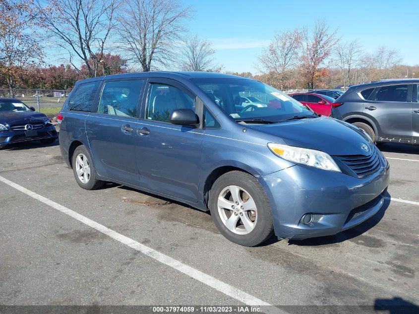 2013 TOYOTA SIENNA - 5TDZK3DC1DS379875
