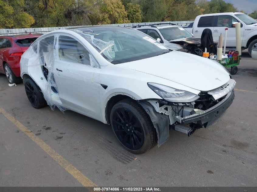 2021 TESLA MODEL Y LONG RANGE - 5YJYGDEE8MF212856