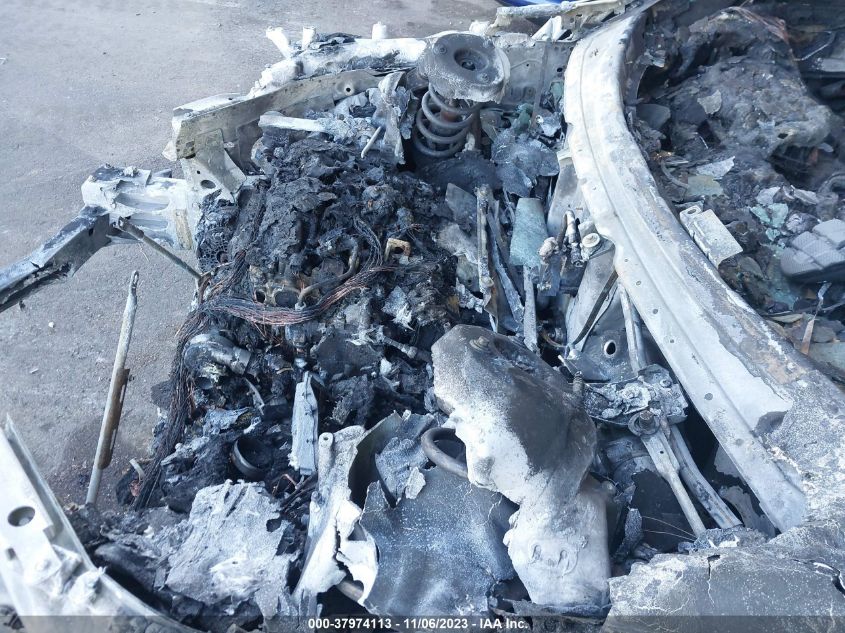 2016 VOLVO XC90 T6 - YV4A22PK4G1072774