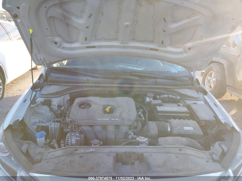 2018 HYUNDAI ELANTRA SE - 5NPD74LF5JH344111