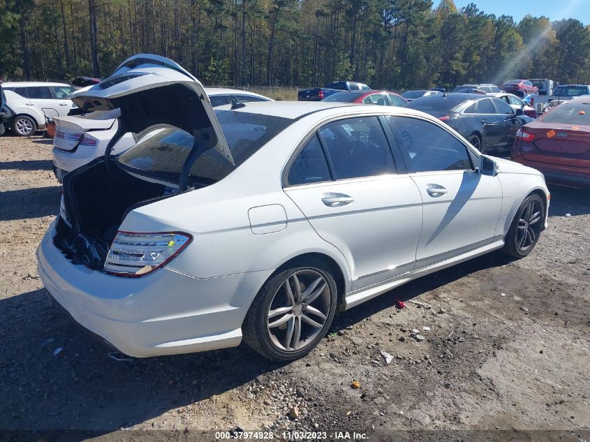 2013 MERCEDES-BENZ C 250 SPORT/LUXURY WDDGF4HB4DR274979