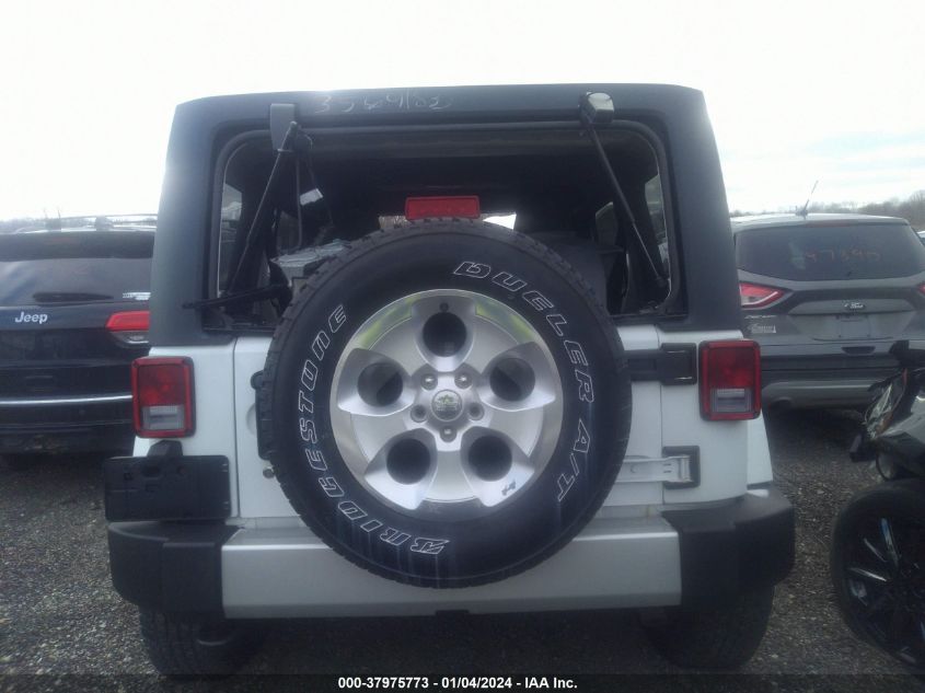 2015 JEEP WRANGLER UNLIMITED SAHARA - 1C4BJWEG9FL583058