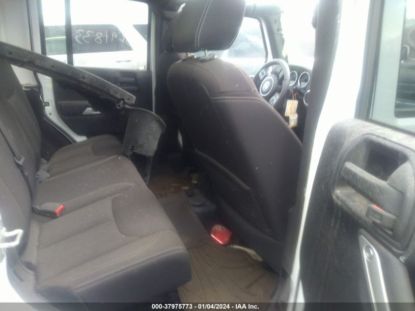2015 JEEP WRANGLER UNLIMITED SAHARA - 1C4BJWEG9FL583058