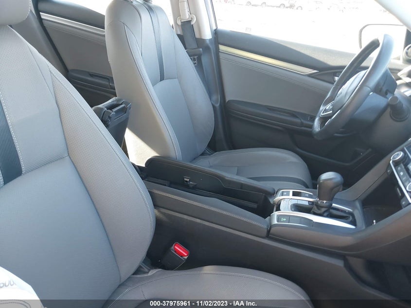 VIN JHMFC1F78JX008494 2018 HONDA CIVIC EX-L