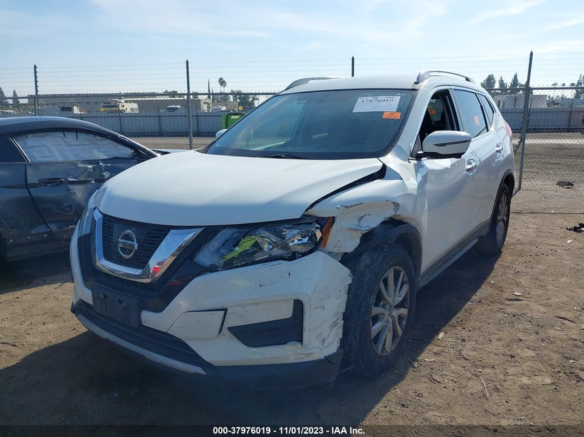 VIN 5N1AT2MT4HC863157 2017 NISSAN ROGUE SV