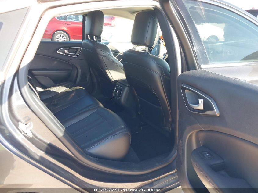 2015 CHRYSLER 200 C - 1C3CCCEG8FN673940