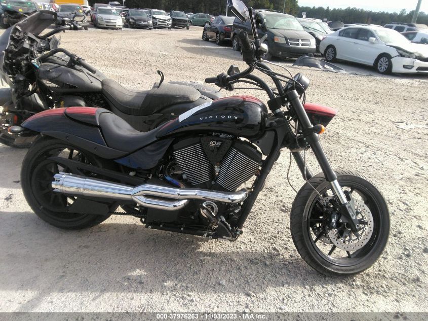 2016 VICTORY MOTORCYCLES HAMMER S 5VPHS36N0G3054748