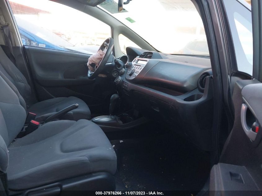 2013 HONDA FIT - JHMGE8H32DC064105