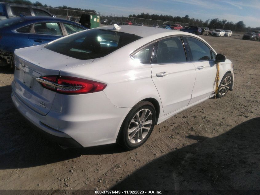 2020 FORD FUSION SE - 3FA6P0HD6LR191172