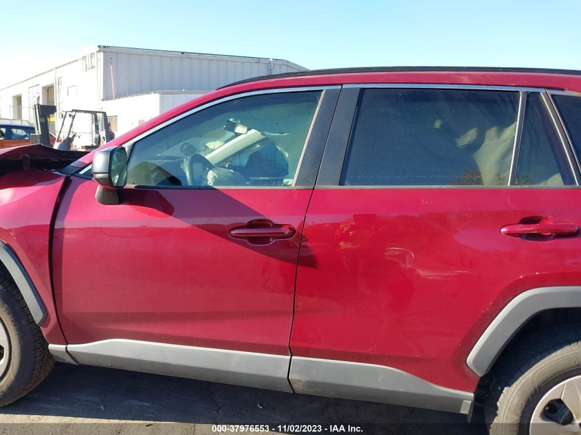 VIN 2T3H1RFV1KC007708 2019 TOYOTA RAV4 LE