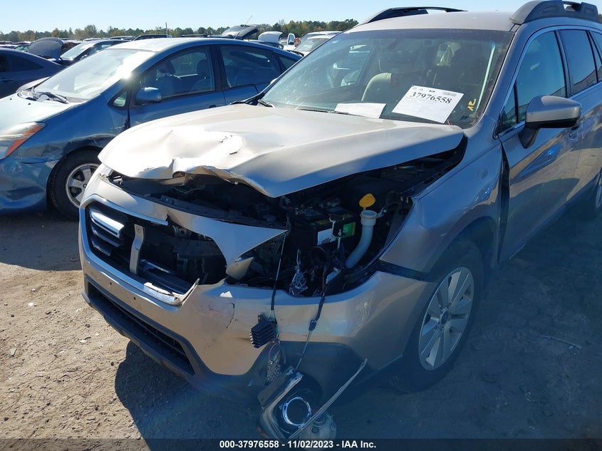 VIN 4S4BSAFC4K3335611 2019 SUBARU OUTBACK 2.5I PREMIUM